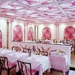Le Boulevard Otel
