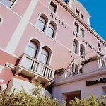 Le Boulevard Otel
