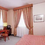 Le Boulevard Otel