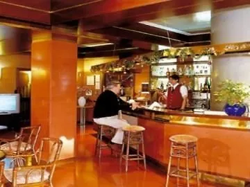 Le Boulevard Hotel 4*