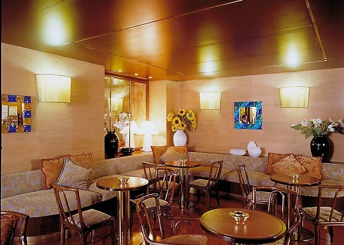 Le Boulevard Отель 4*