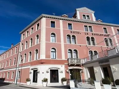 Le Boulevard Отель