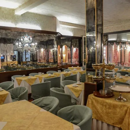 Le Boulevard Venedik-Lido