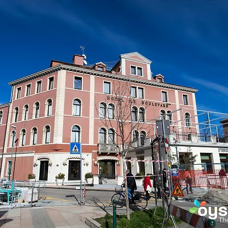 Le Boulevard Отель