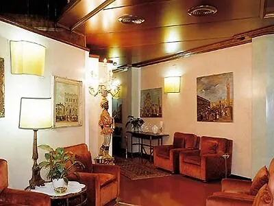 Le Boulevard Lido di Venezia